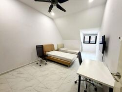 Apollo Gardens (D16), Terrace #524693091